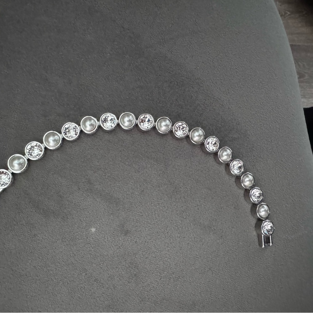 Touchstone crystal ice bracelet